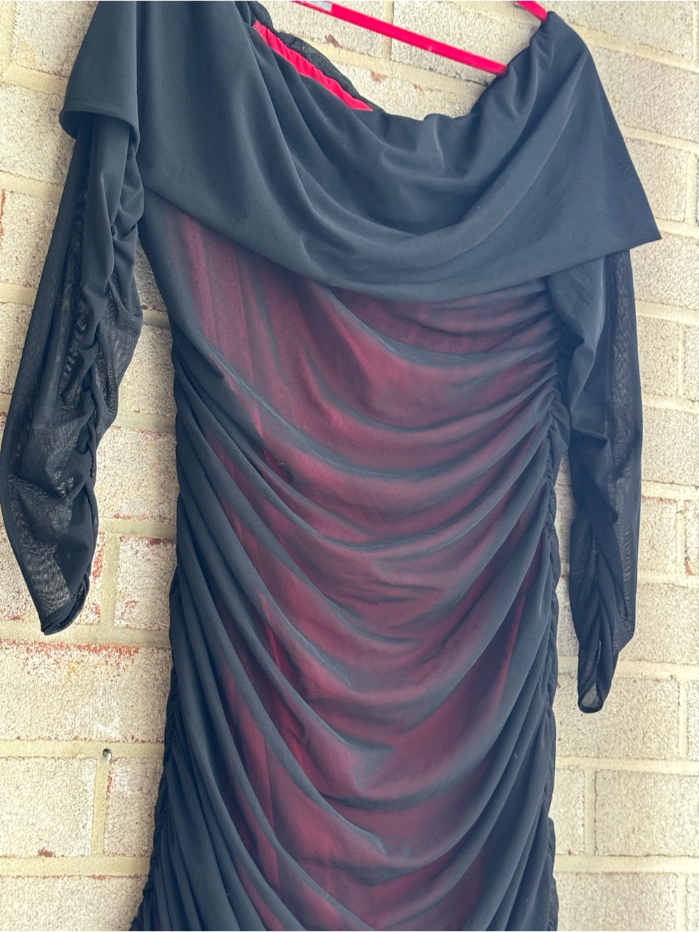SHEIN Black & Burgundy Ruched Off-Shoulder Long Sleeve Dress